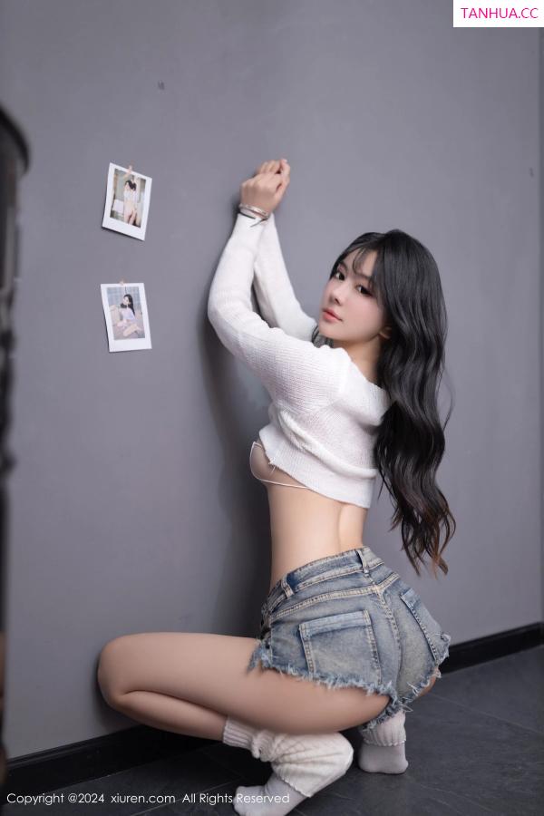   [XiuRen]高清写真图 2024.04.26 No.8458 幼幼 美臀性感第27张图片